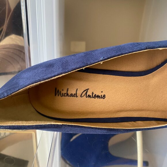 Michael Antonio Closed-Toe Platform Pumps - Picture 4 of 5